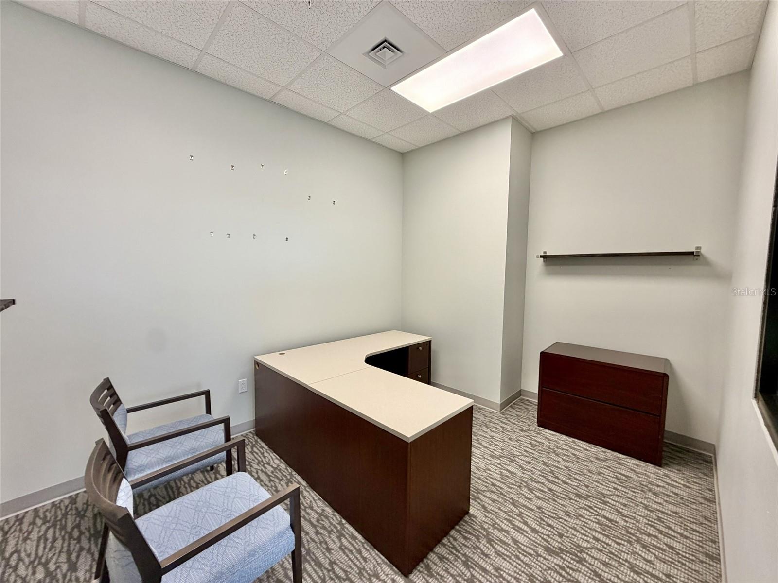 PLAZA AT 05 POINTS COMM PH 01 - Commercial Lease