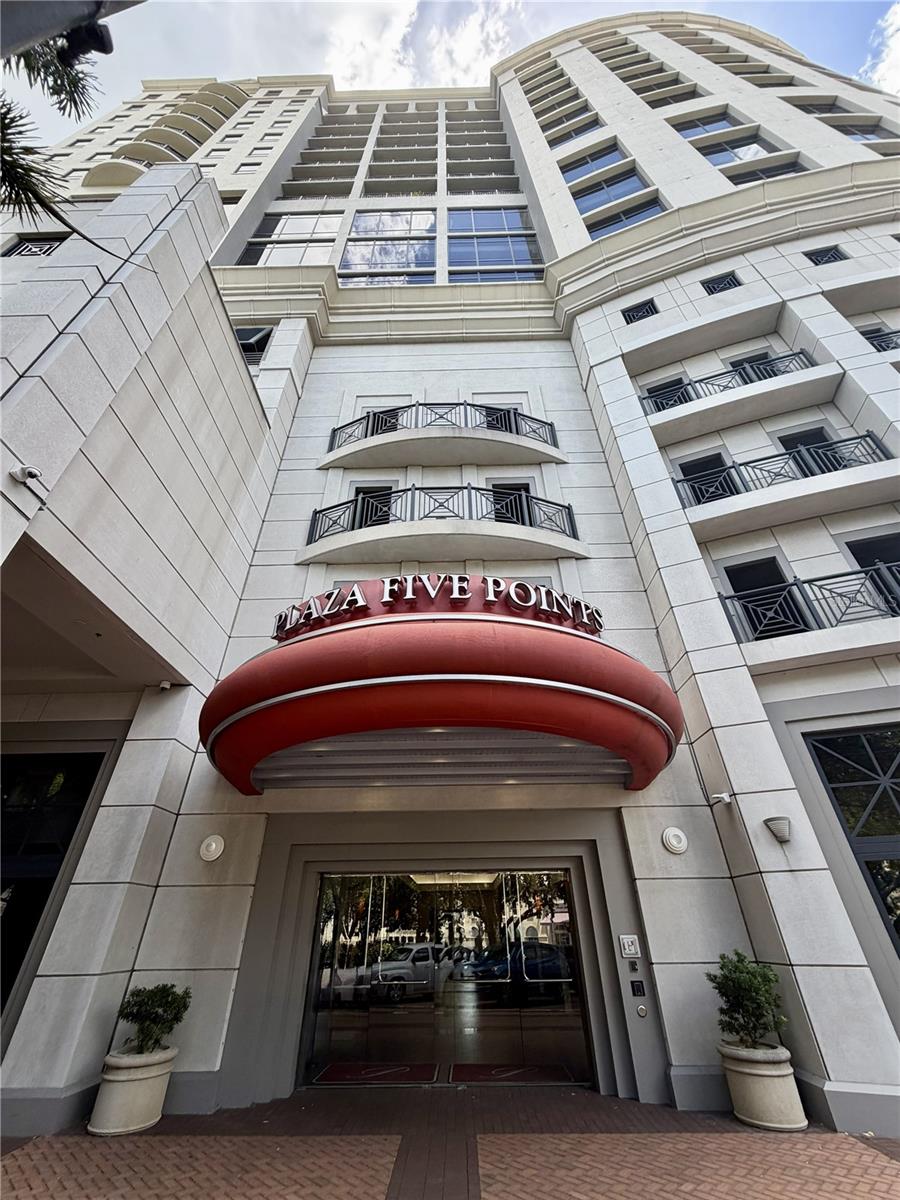 PLAZA AT 05 POINTS COMM PH 01 - Commercial Lease