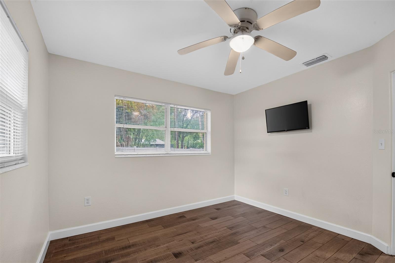 CRIBB ESTATES - Residential Lease