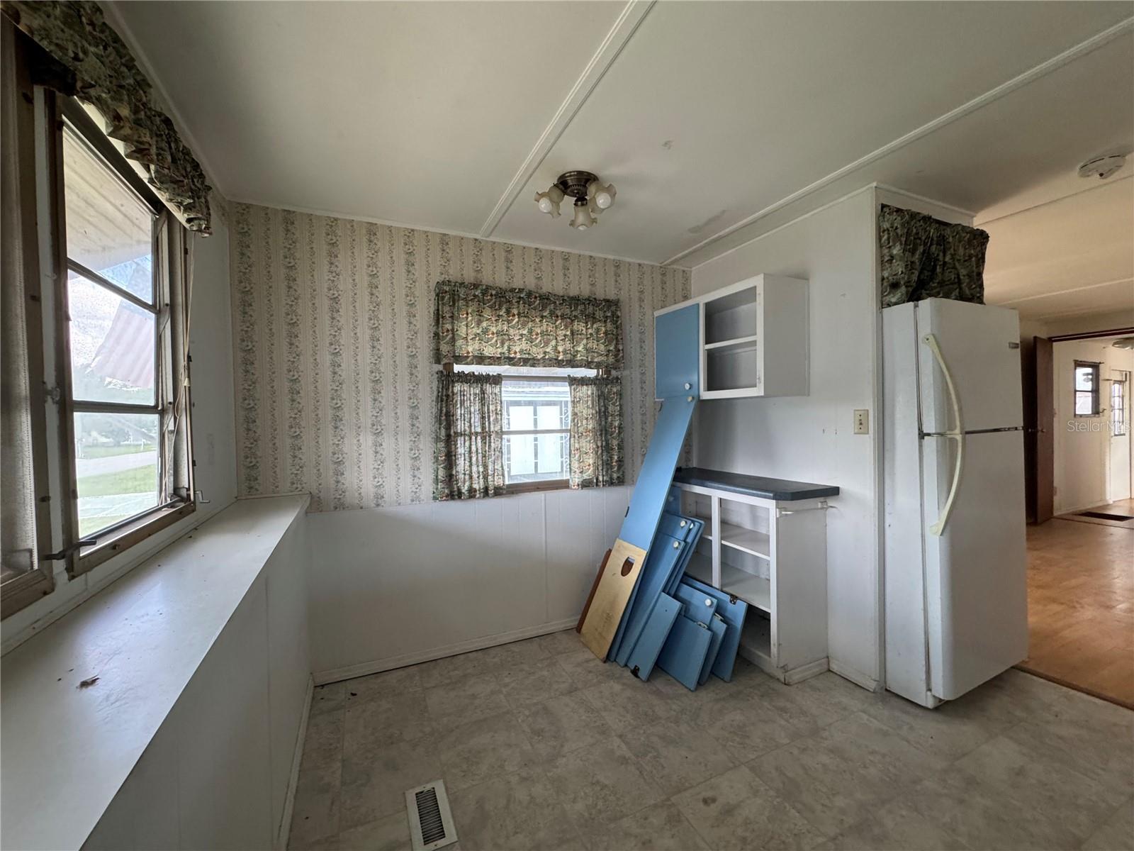 BETMAR ACRES - Residential