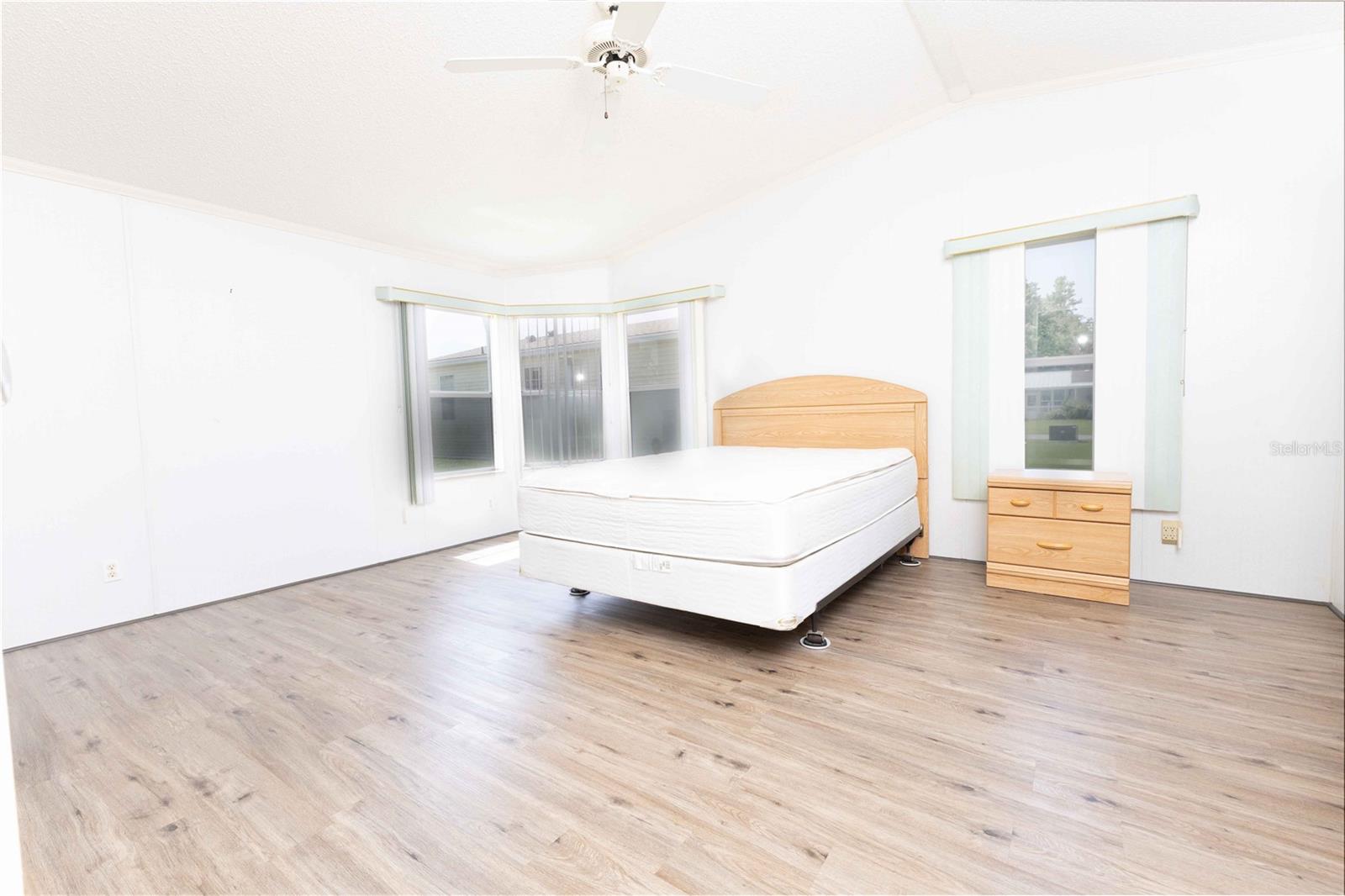 HERITAGE WOOD N LAKES ESTATES - Residential