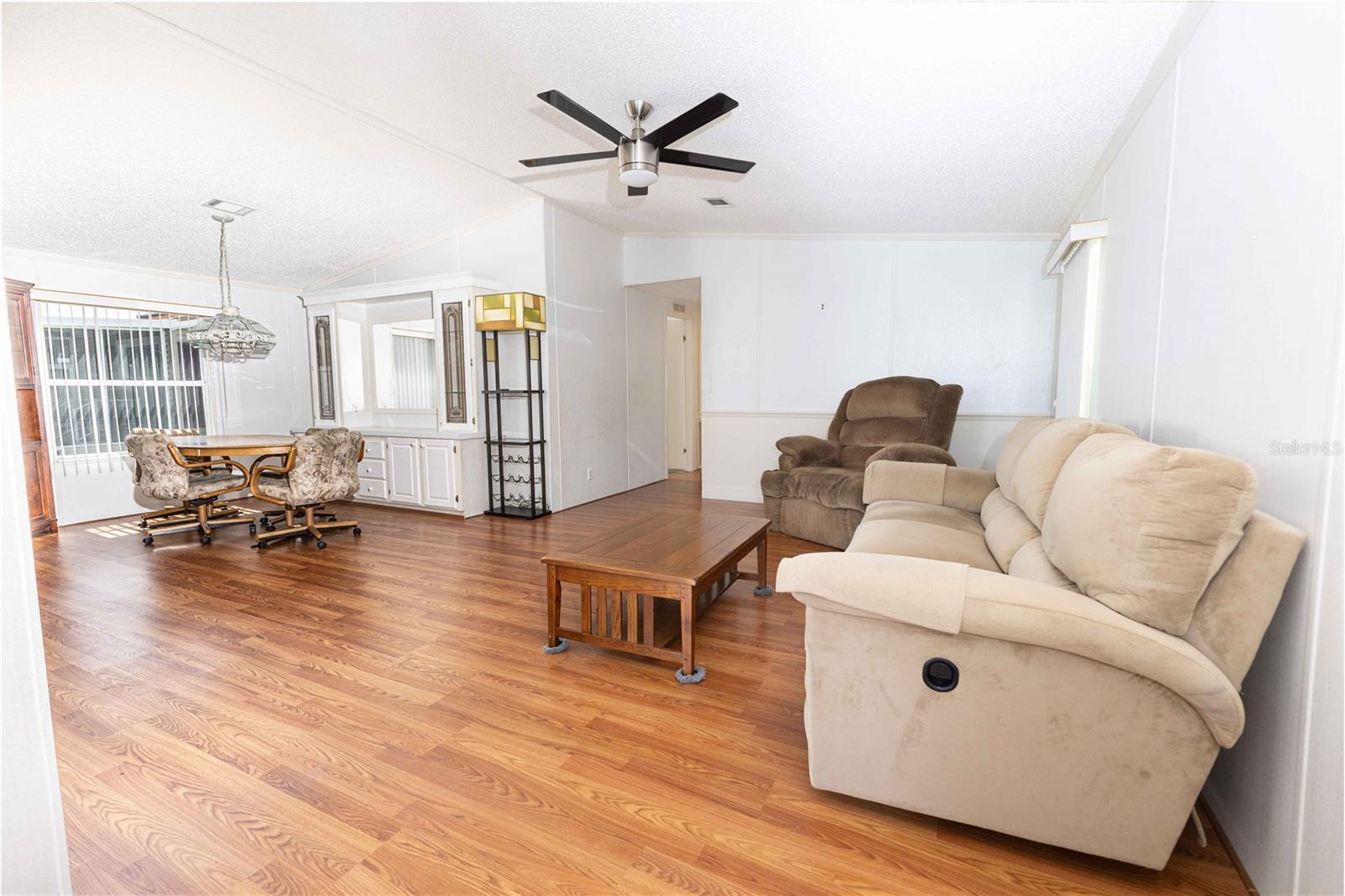 HERITAGE WOOD N LAKES ESTATES - Residential