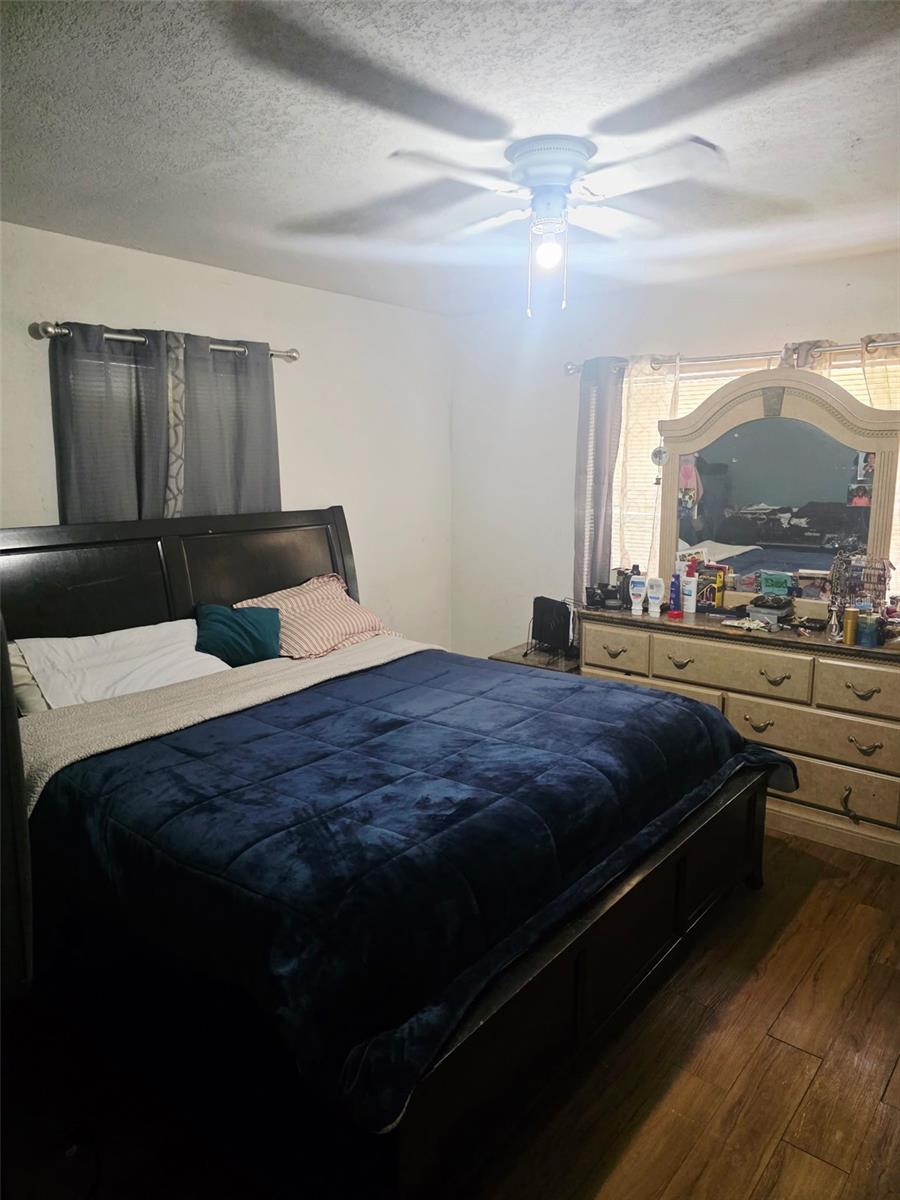 HENDRY & KNIGHTS ADD TO - Residential