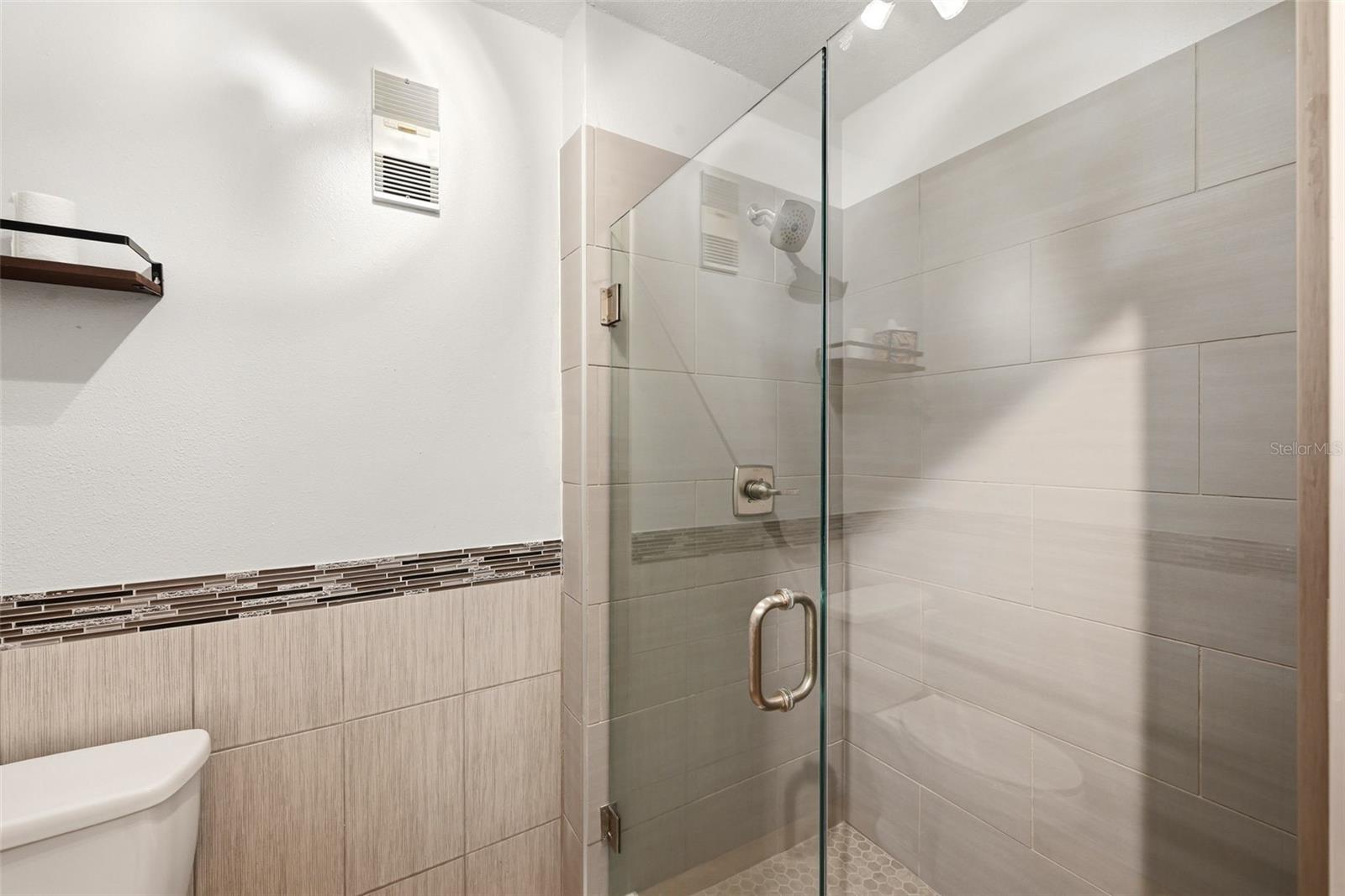 GREEN BRIAR VLG TOWNHOMES - Residential Lease
