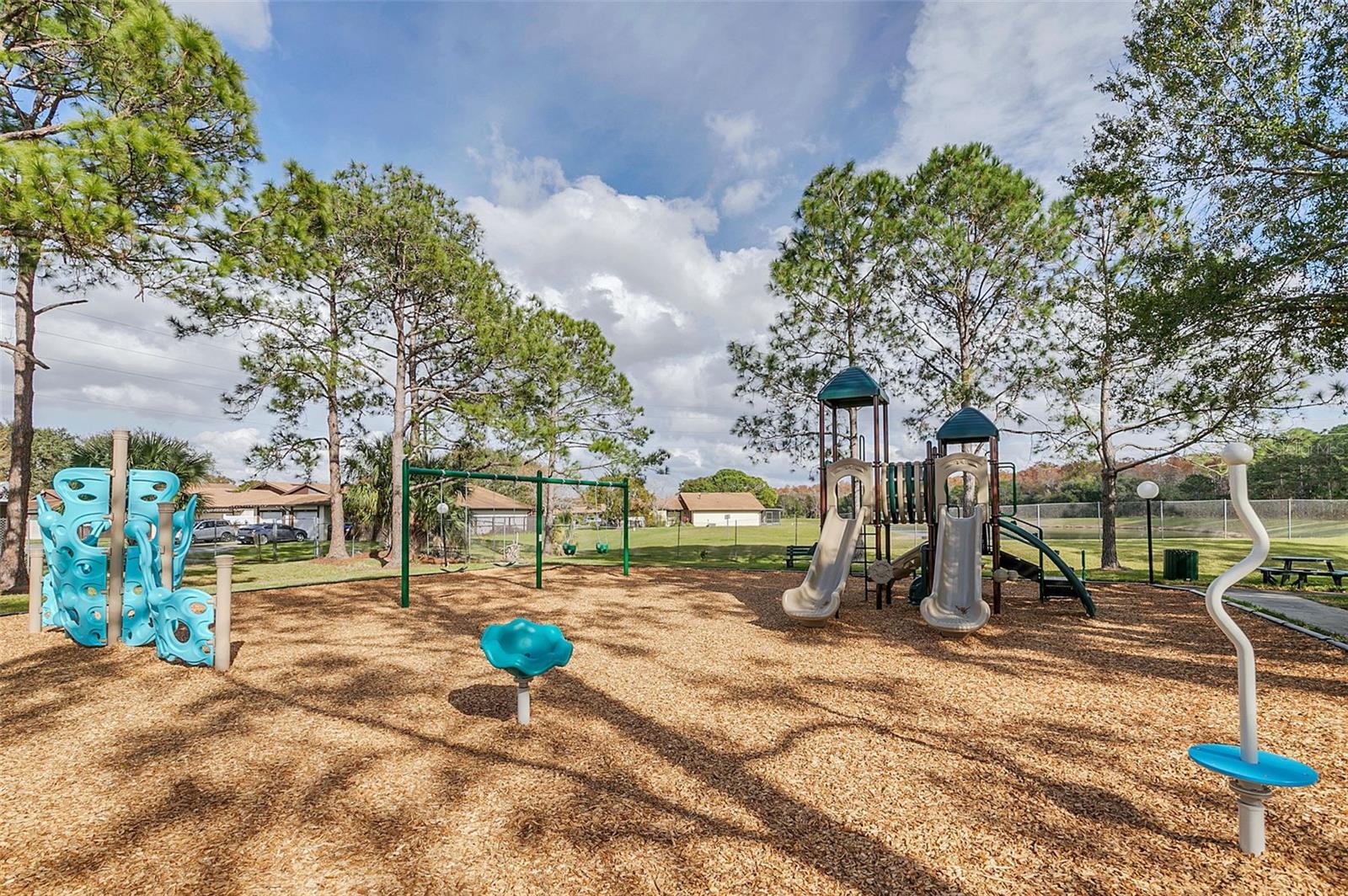 GREEN BRIAR VLG TOWNHOMES - Residential Lease