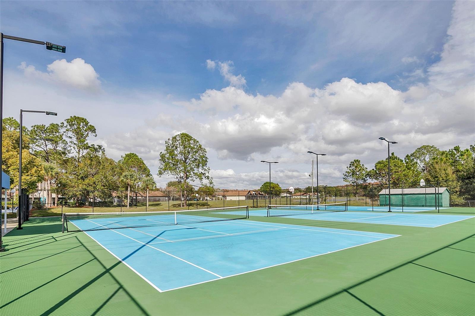 GREEN BRIAR VLG TOWNHOMES - Residential Lease