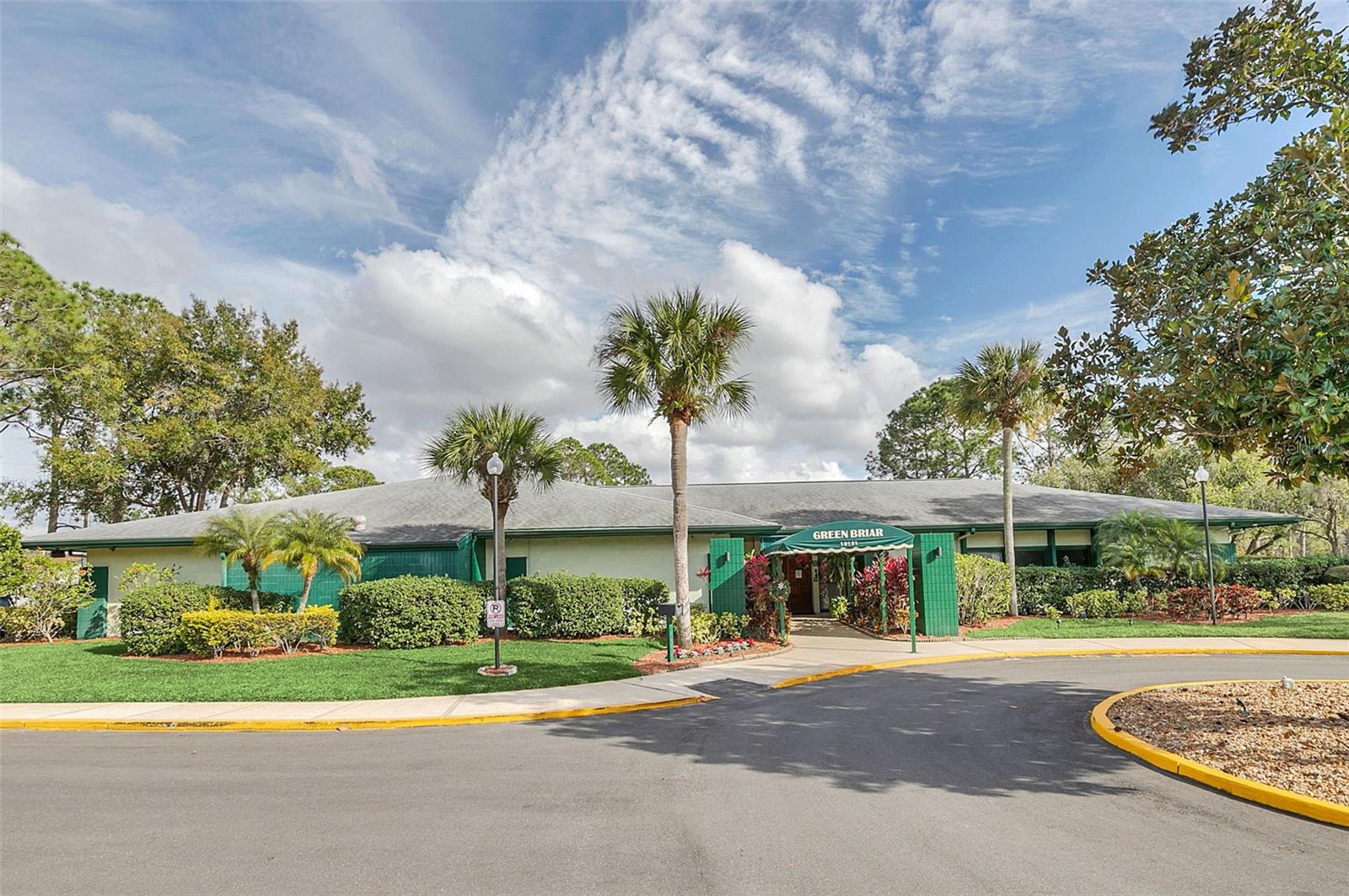 GREEN BRIAR VLG TOWNHOMES - Residential Lease