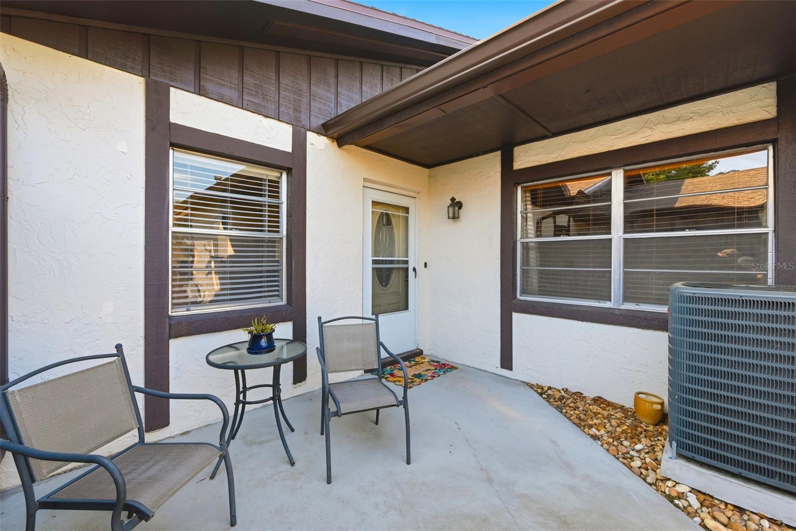 GREEN BRIAR VLG TOWNHOMES - Residential Lease