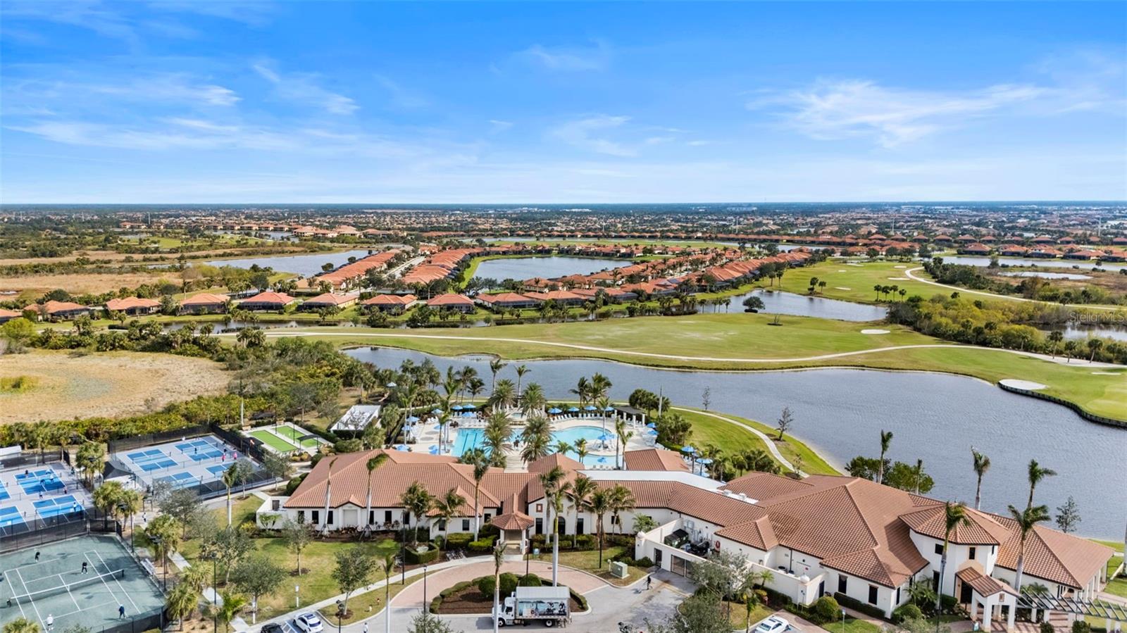 SARASOTA NATIONAL - Residential