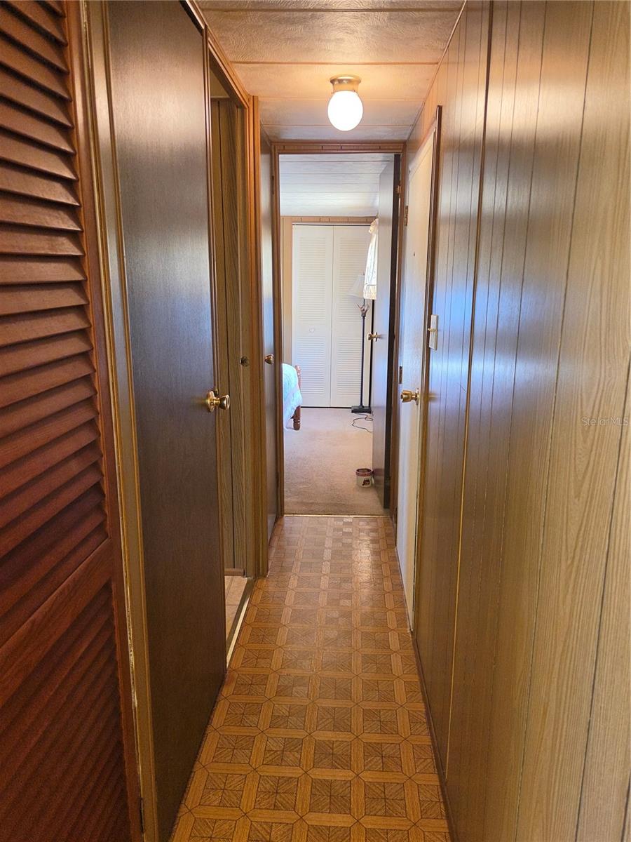 LAKE BRYANT SHORES - Residential