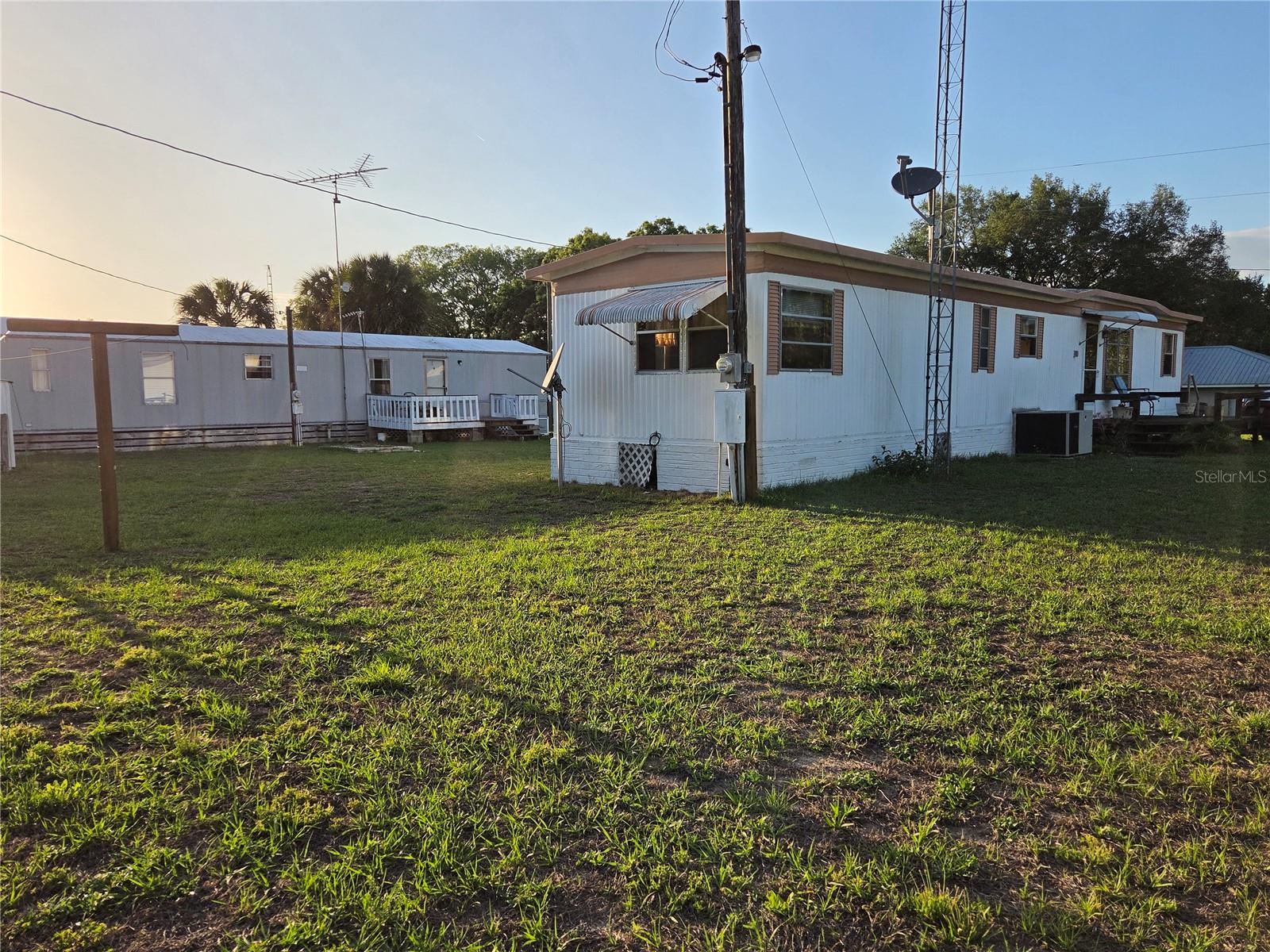 LAKE BRYANT SHORES - Residential