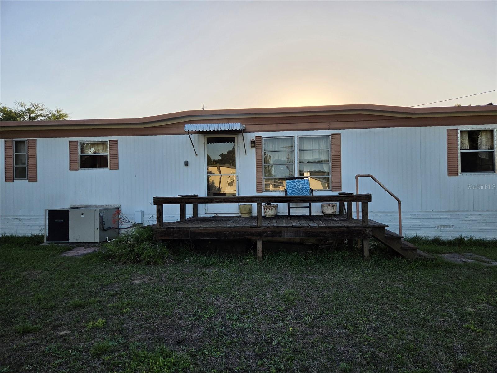 LAKE BRYANT SHORES - Residential
