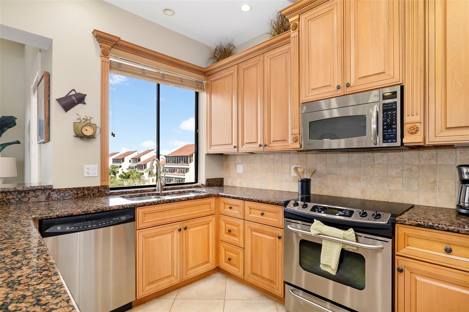 EXCELSIOR BEACH TO BAY 7 - Residential
