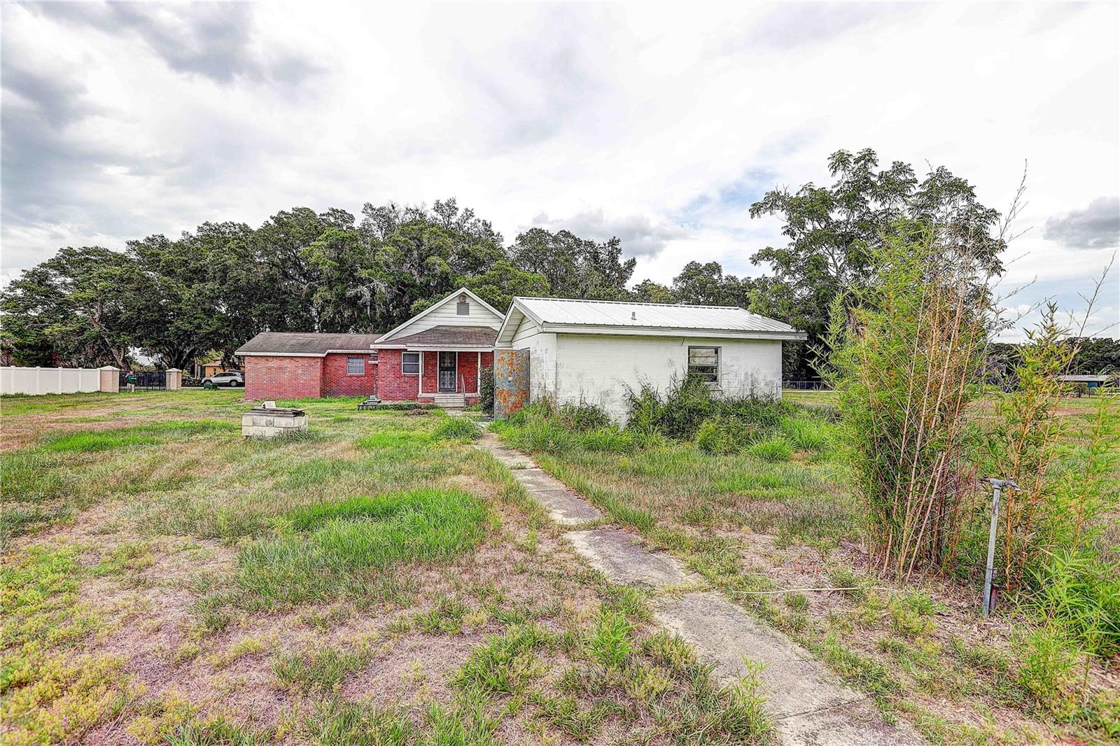 UNPLATTED - Residential