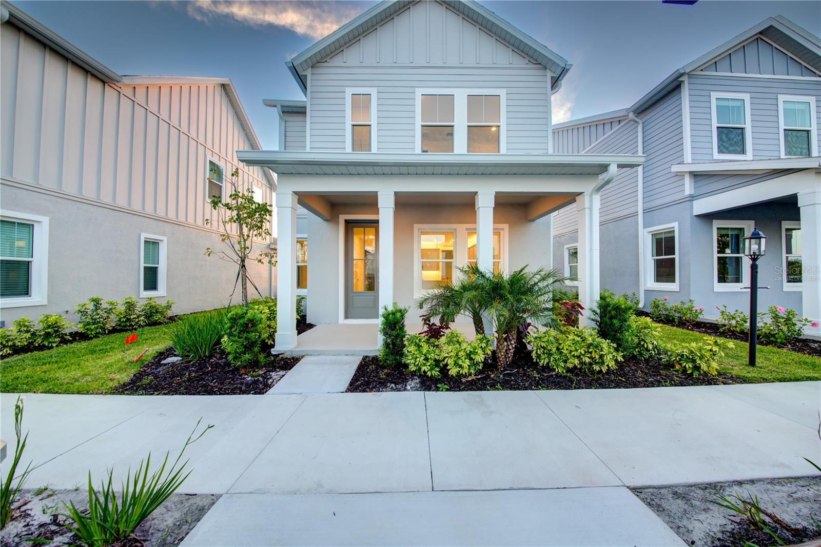 BUNGALOW WALK LAKEWOOD RANCH - Residential