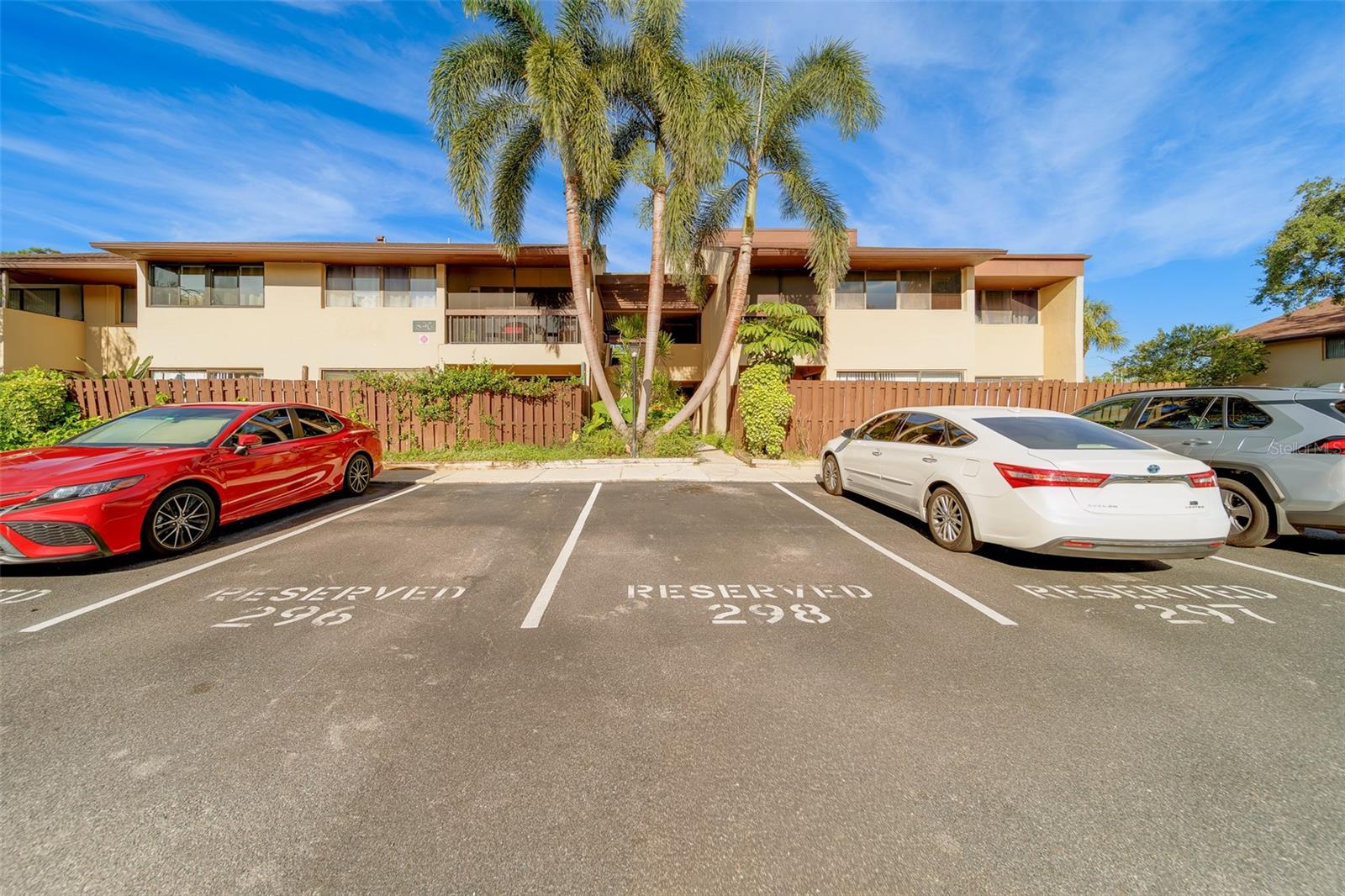 VILLAGE LAKE CONDO - Residential Lease