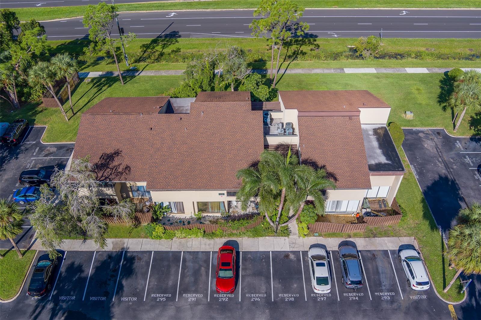 VILLAGE LAKE CONDO - Residential Lease