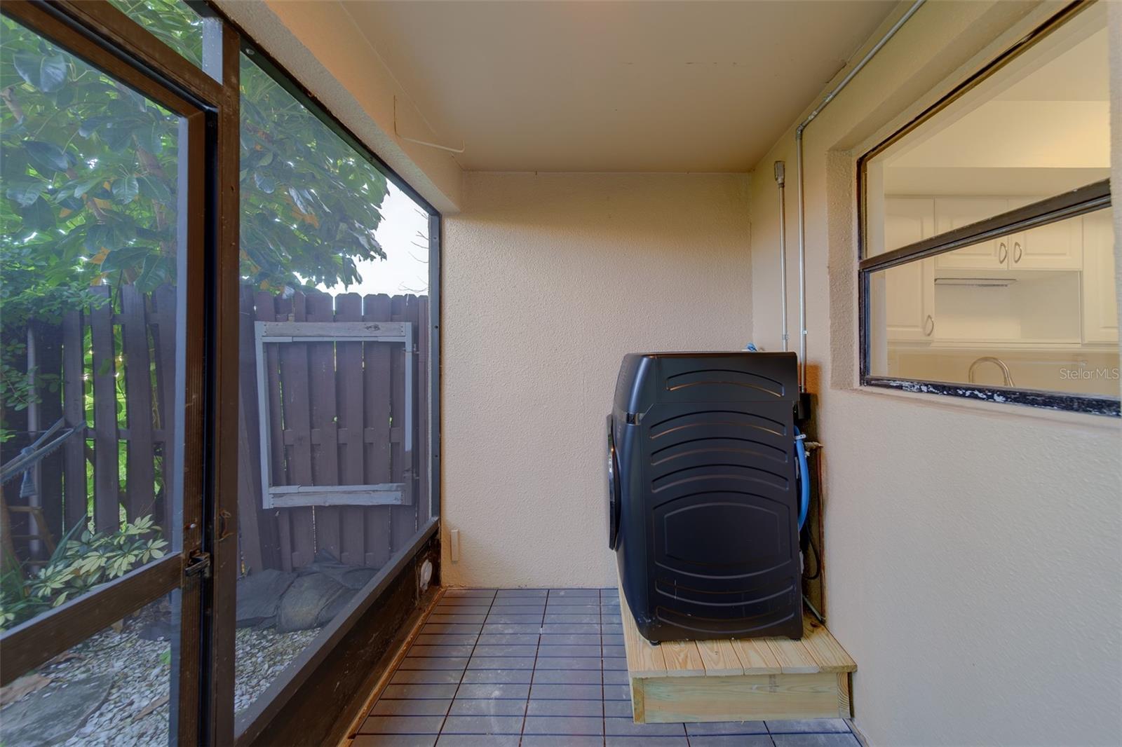 VILLAGE LAKE CONDO - Residential Lease