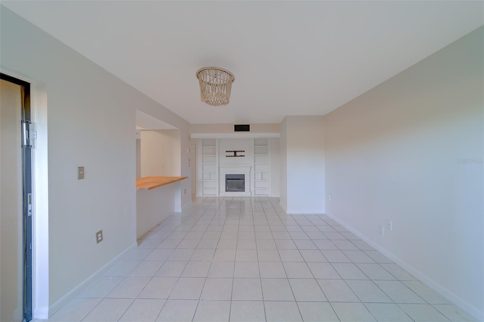 VILLAGE LAKE CONDO - Residential Lease