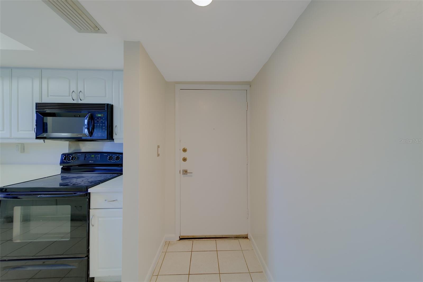 VILLAGE LAKE CONDO - Residential Lease