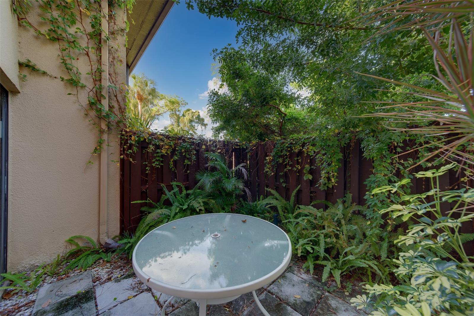 VILLAGE LAKE CONDO - Residential Lease
