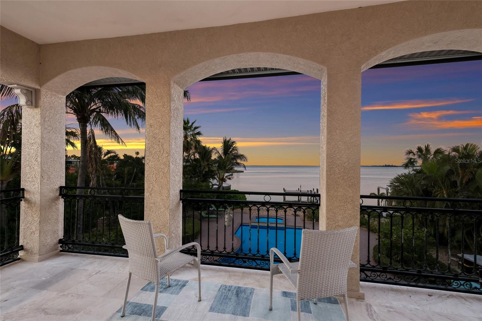 HOLMES BEACH 14TH UNIT - Residential