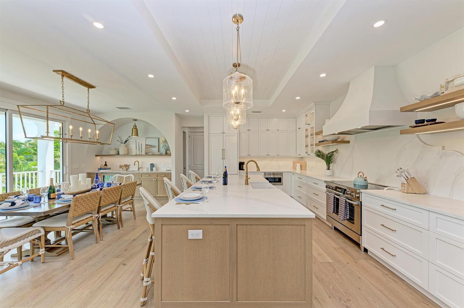 HOLMES BEACH 31ST UNIT AMD - Residential