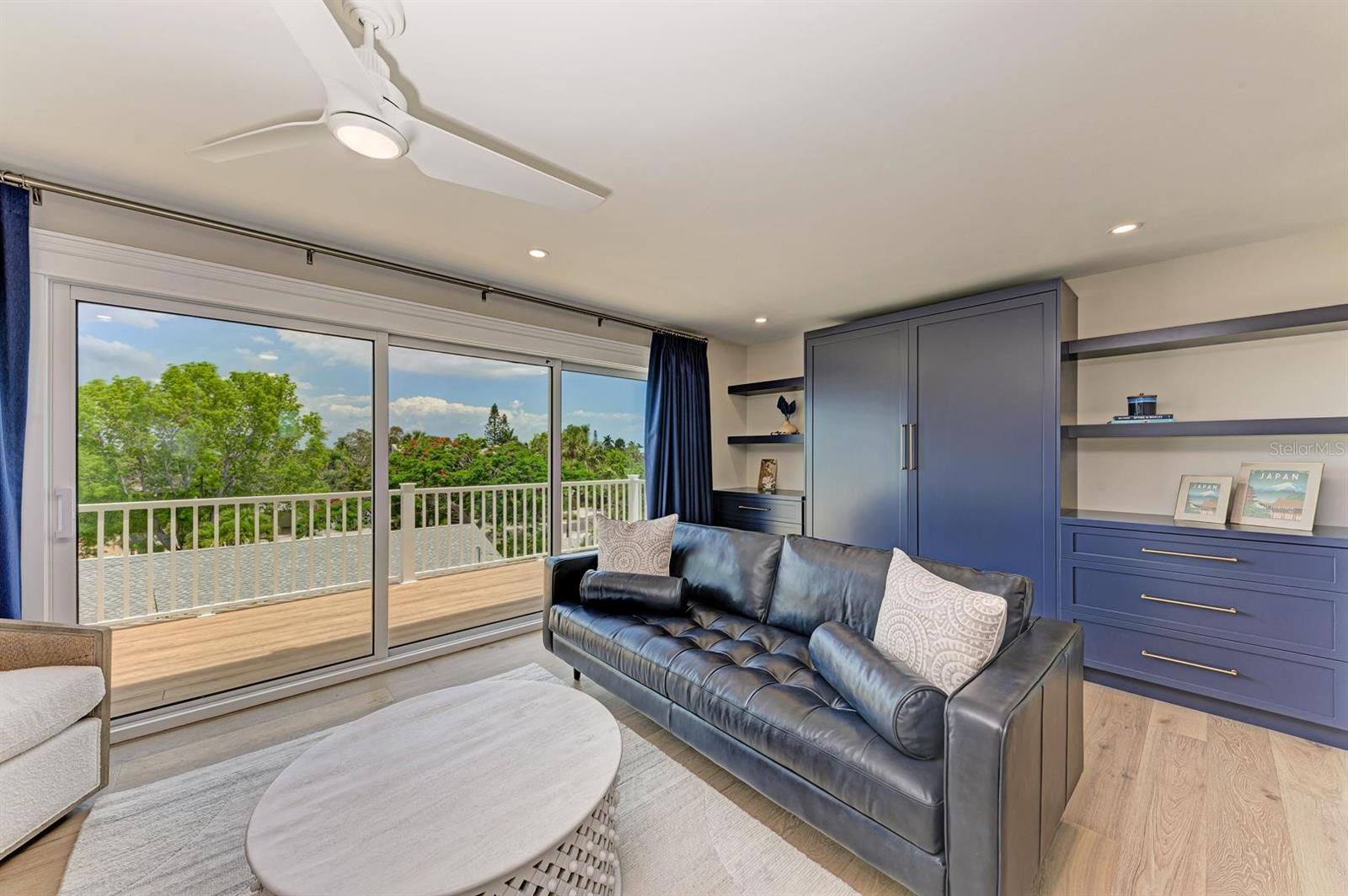 HOLMES BEACH 31ST UNIT AMD - Residential