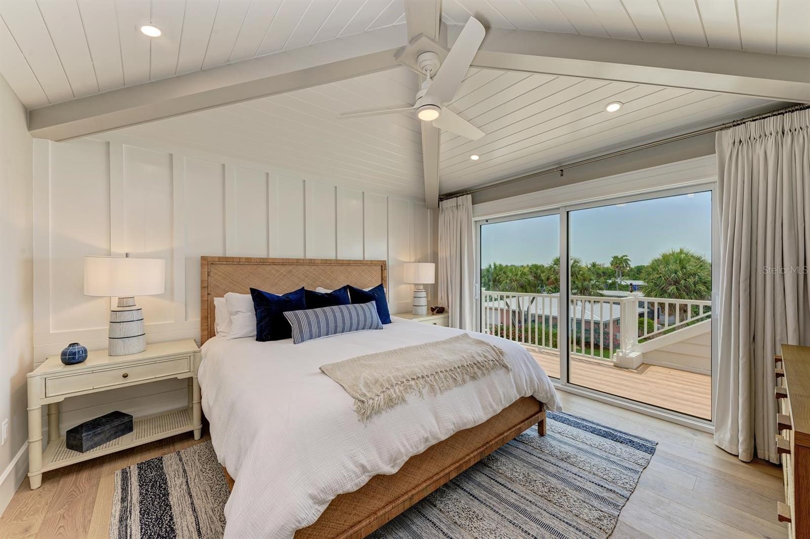 HOLMES BEACH 31ST UNIT AMD - Residential
