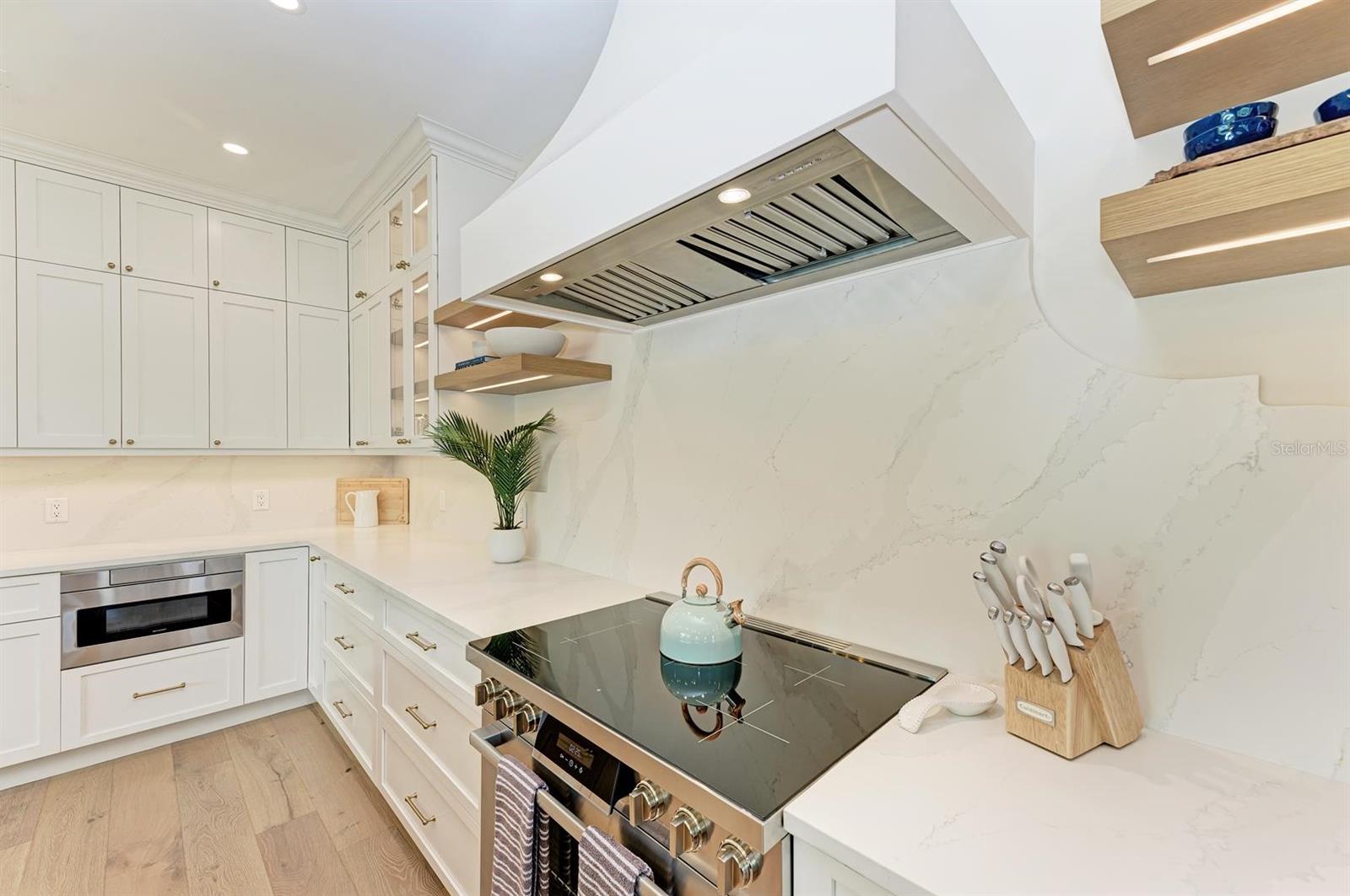 HOLMES BEACH 31ST UNIT AMD - Residential