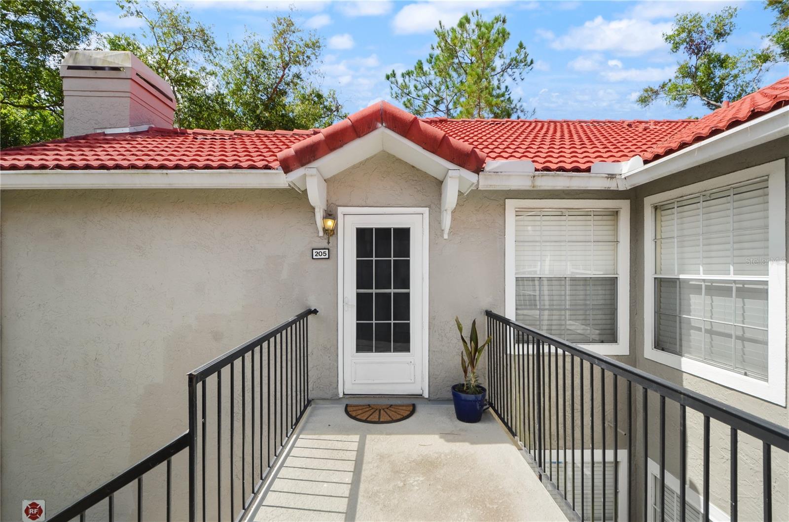 HUNTERS CHASE CONDO PH 1 - Residential