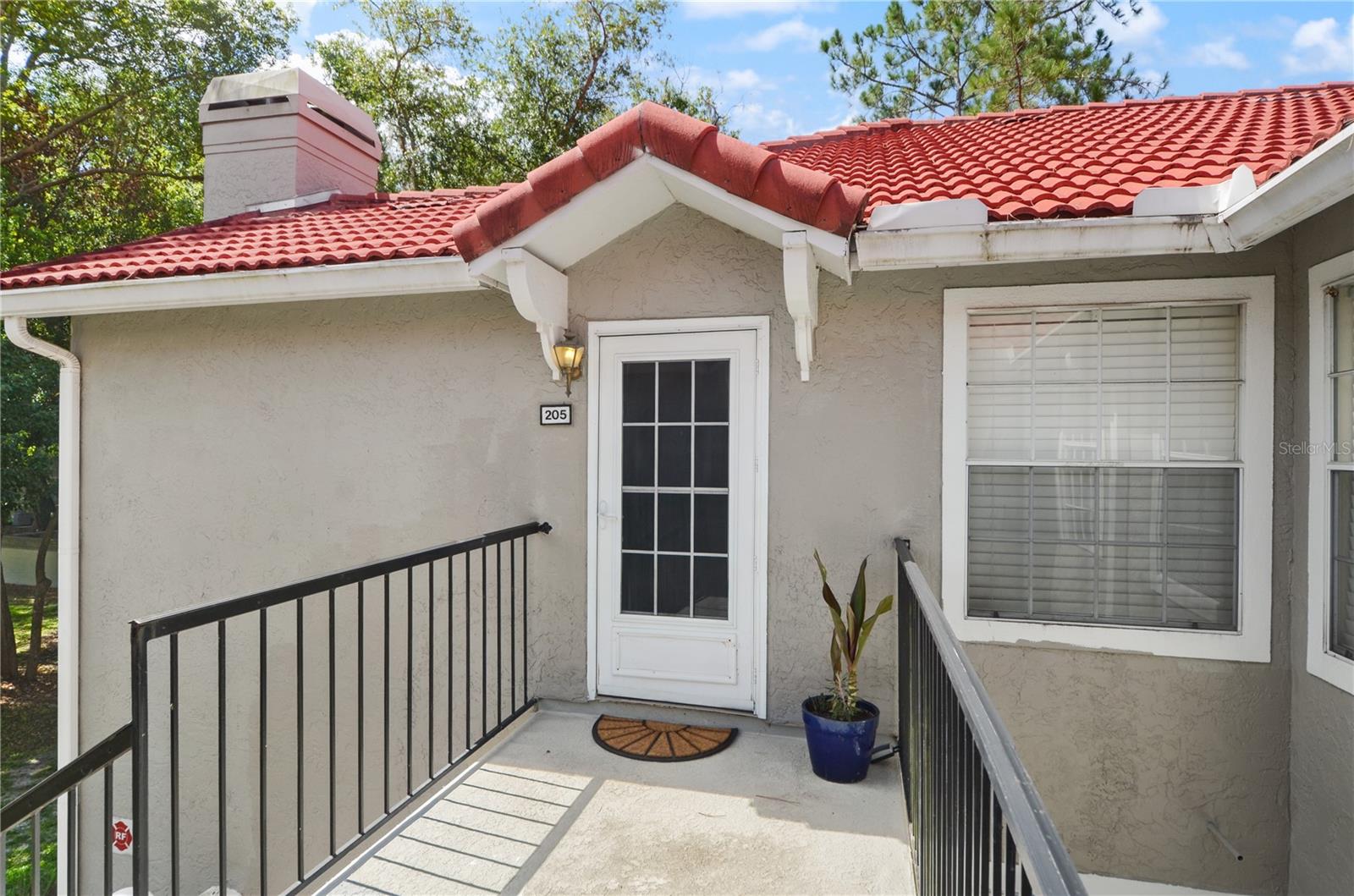 HUNTERS CHASE CONDO PH 1 - Residential