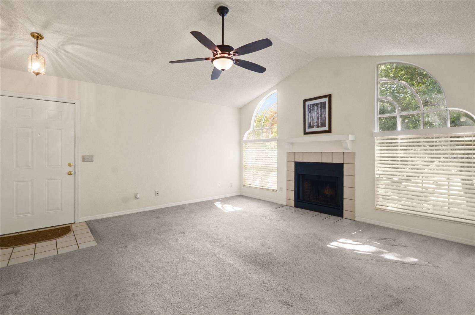 HUNTERS CHASE CONDO PH 1 - Residential