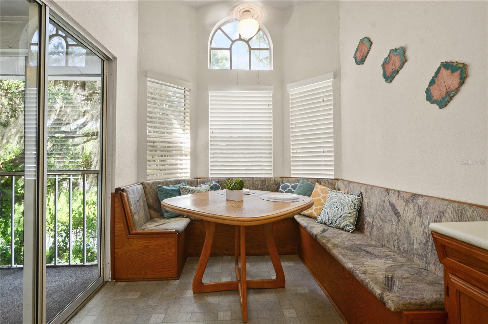 HUNTERS CHASE CONDO PH 1 - Residential