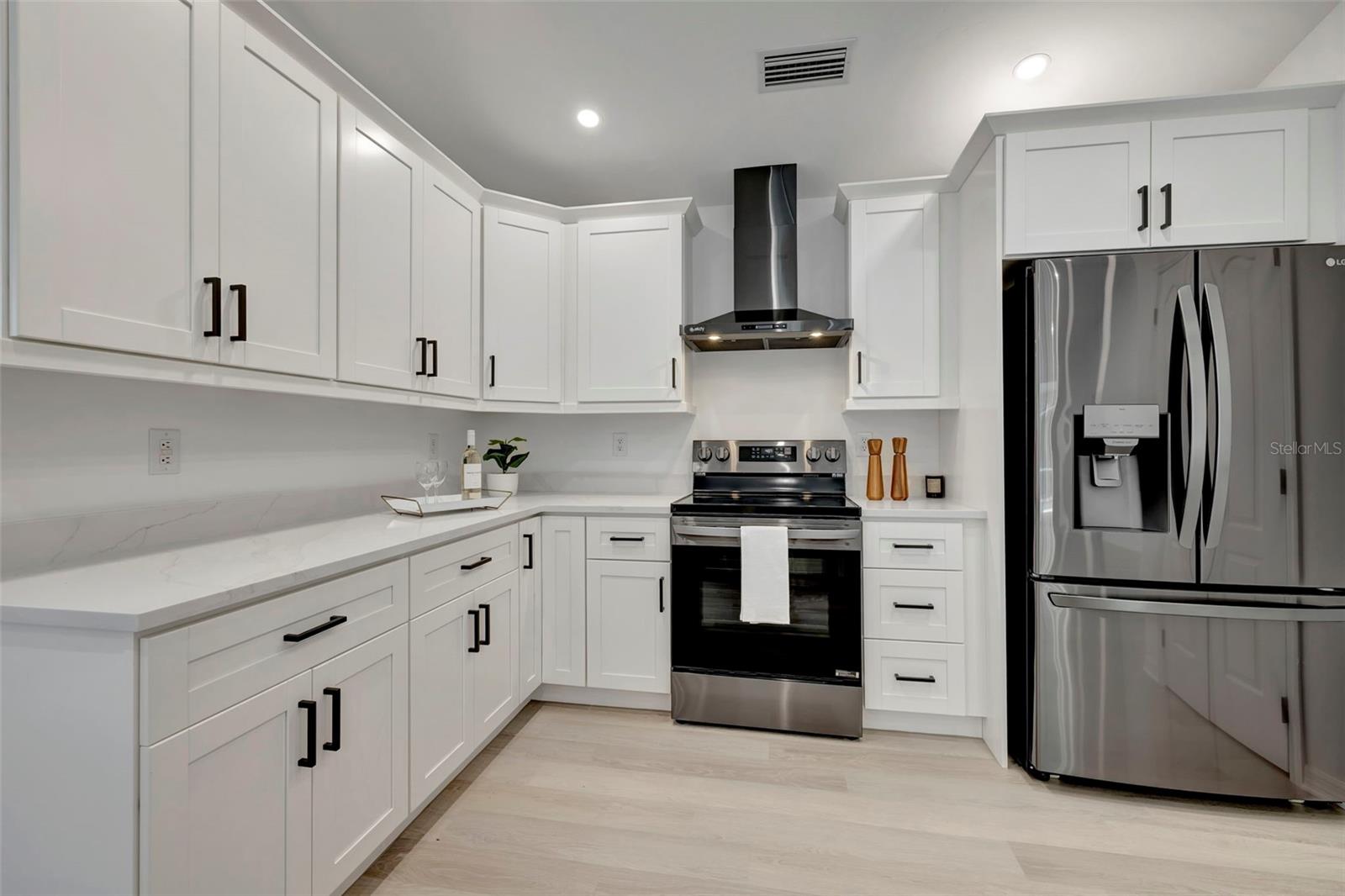 DEL SOL VILLAGE AT LONGWOOD RUN PH 02 - Residential