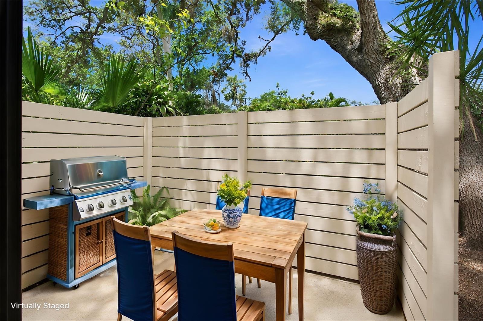 WOODSIDE VILLAGE EAST - Residential