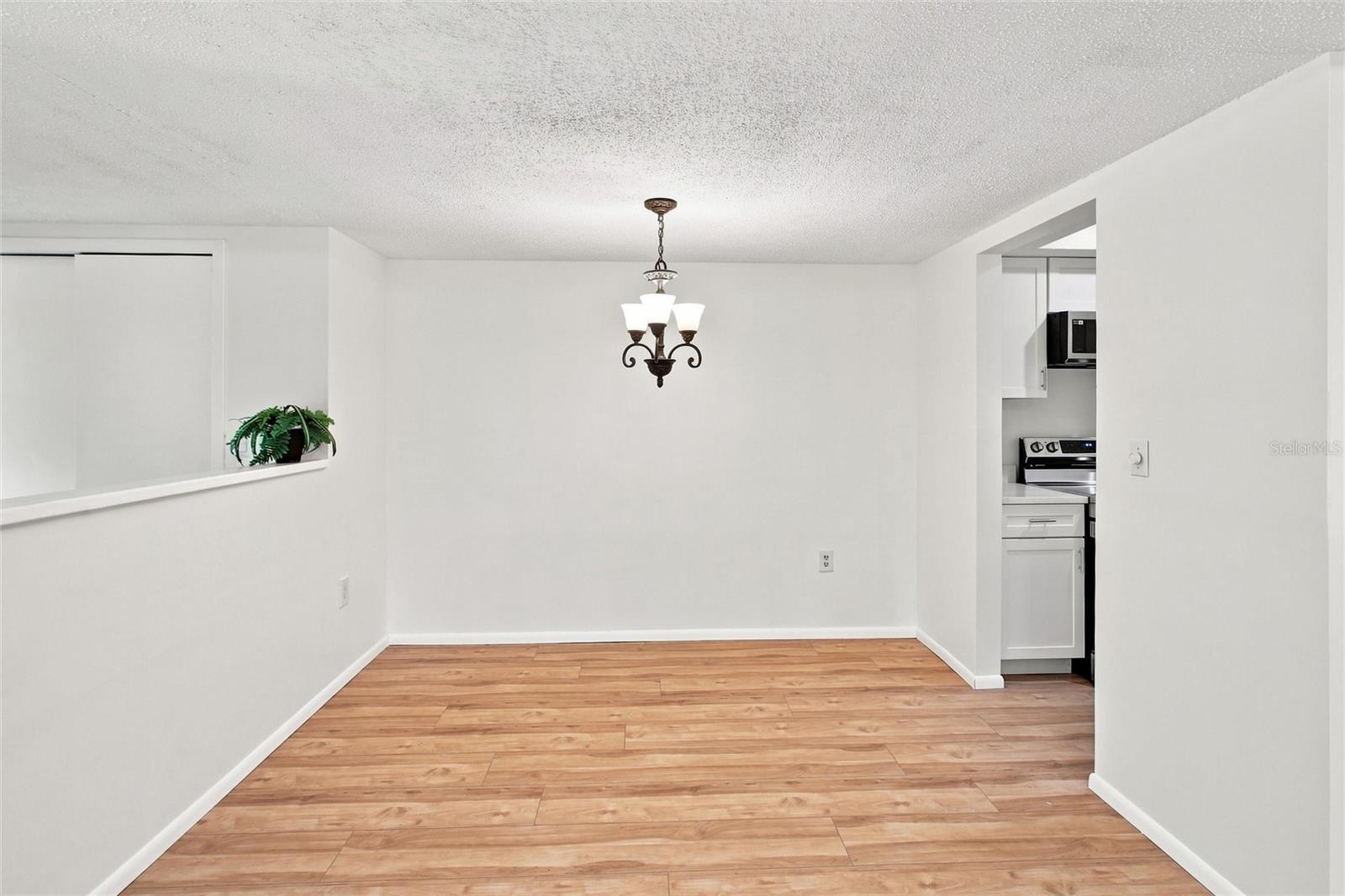 WOODSIDE VILLAGE EAST - Residential