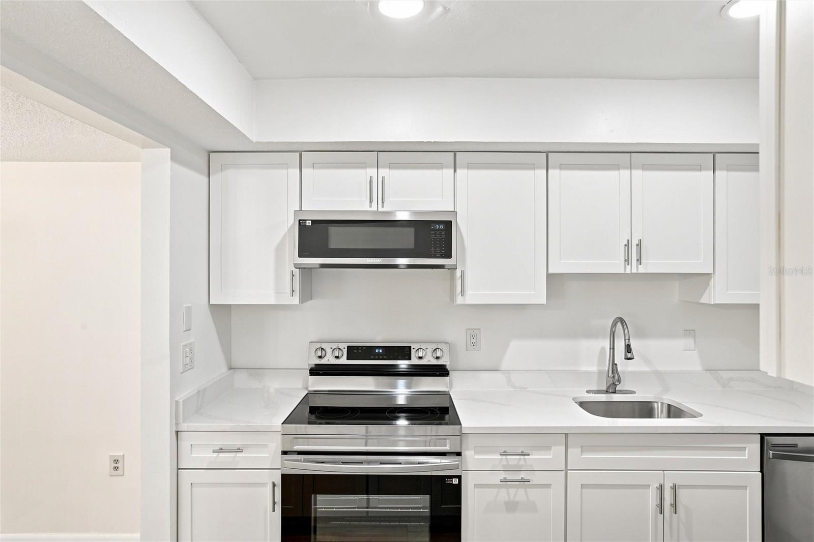 WOODSIDE VILLAGE EAST - Residential