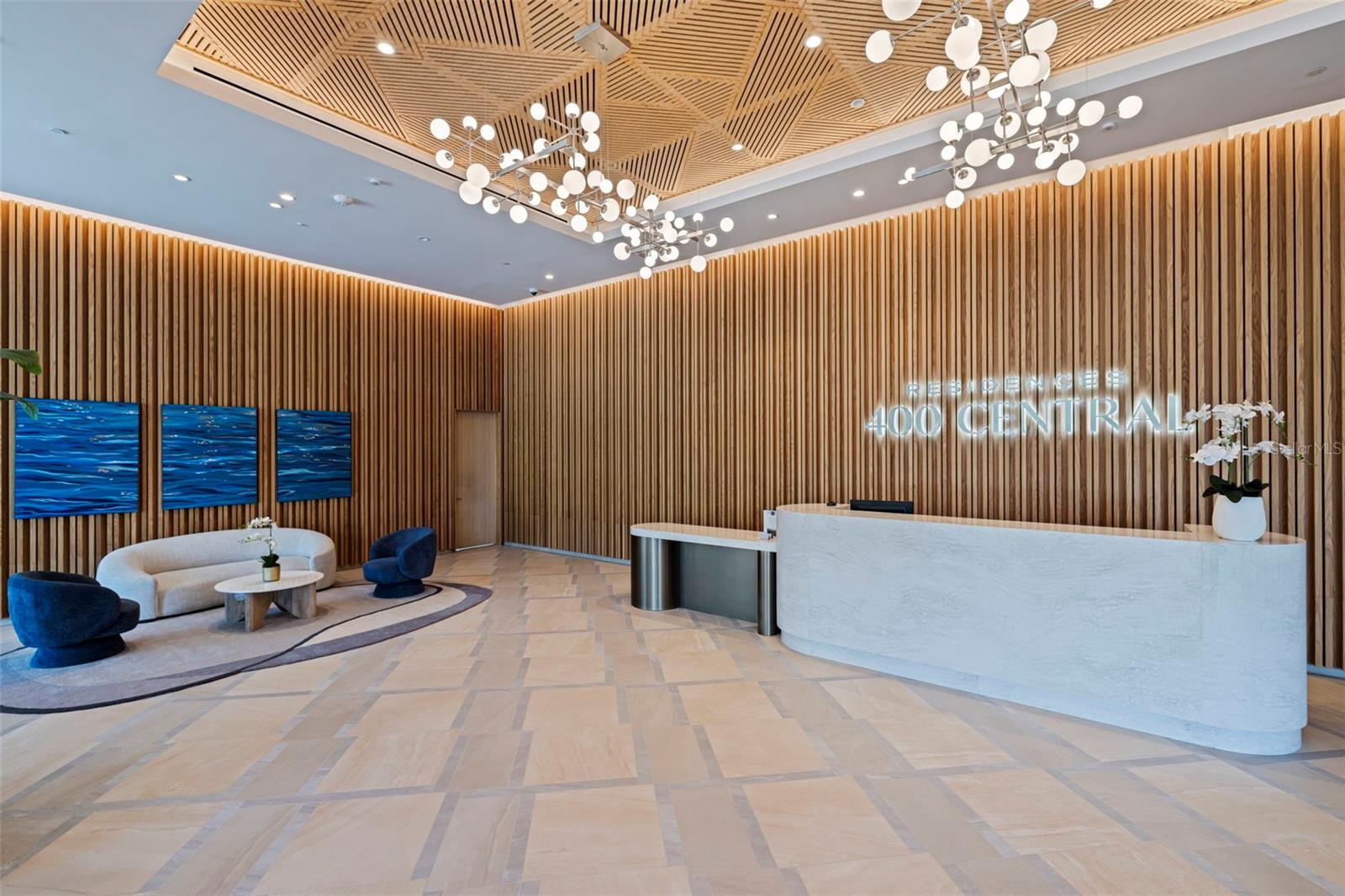 CONDO RESIDENCES AT 400 CENTRAL - Residential Lease