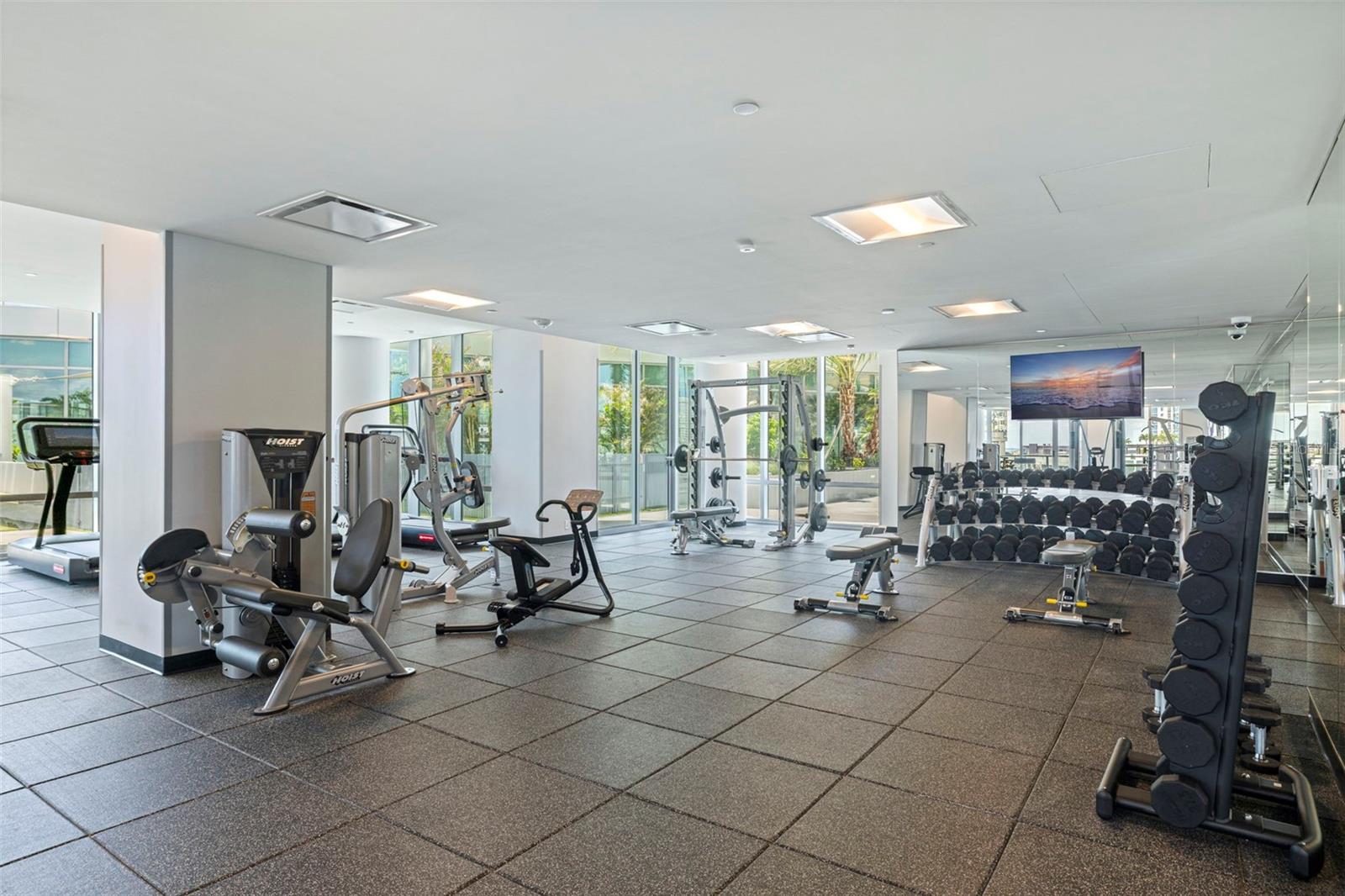 CONDO RESIDENCES AT 400 CENTRAL - Residential Lease