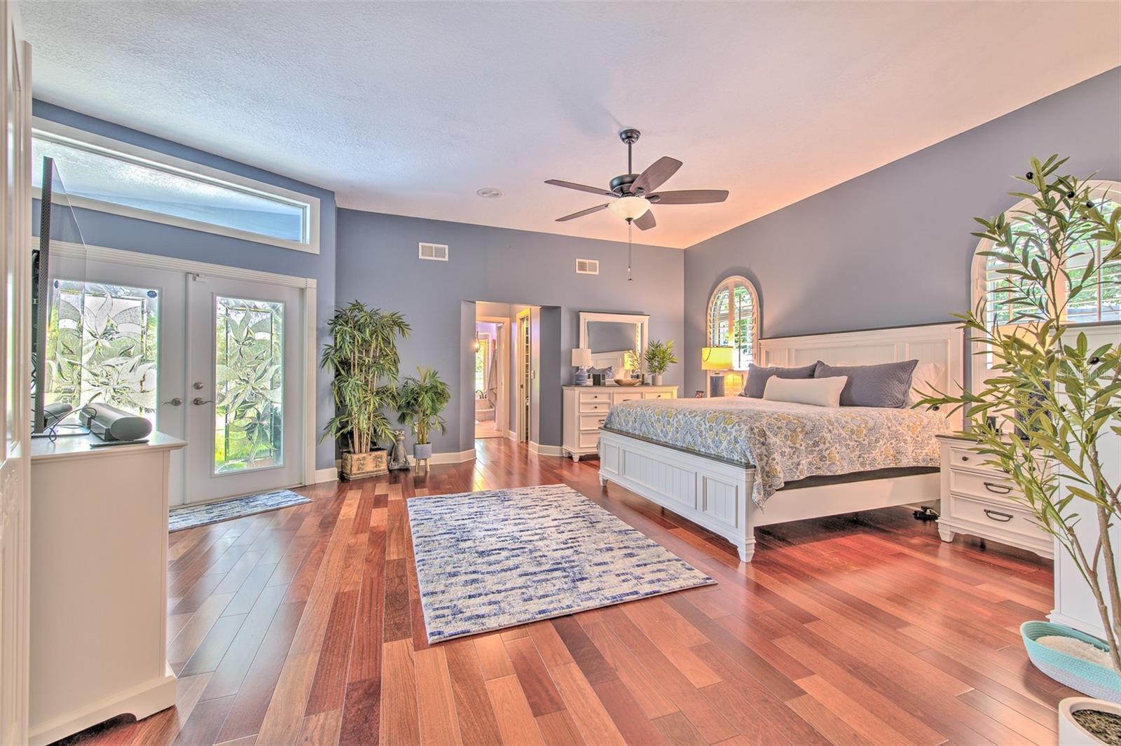 RIVER HILLS COUNTRY CLUB PH - Residential