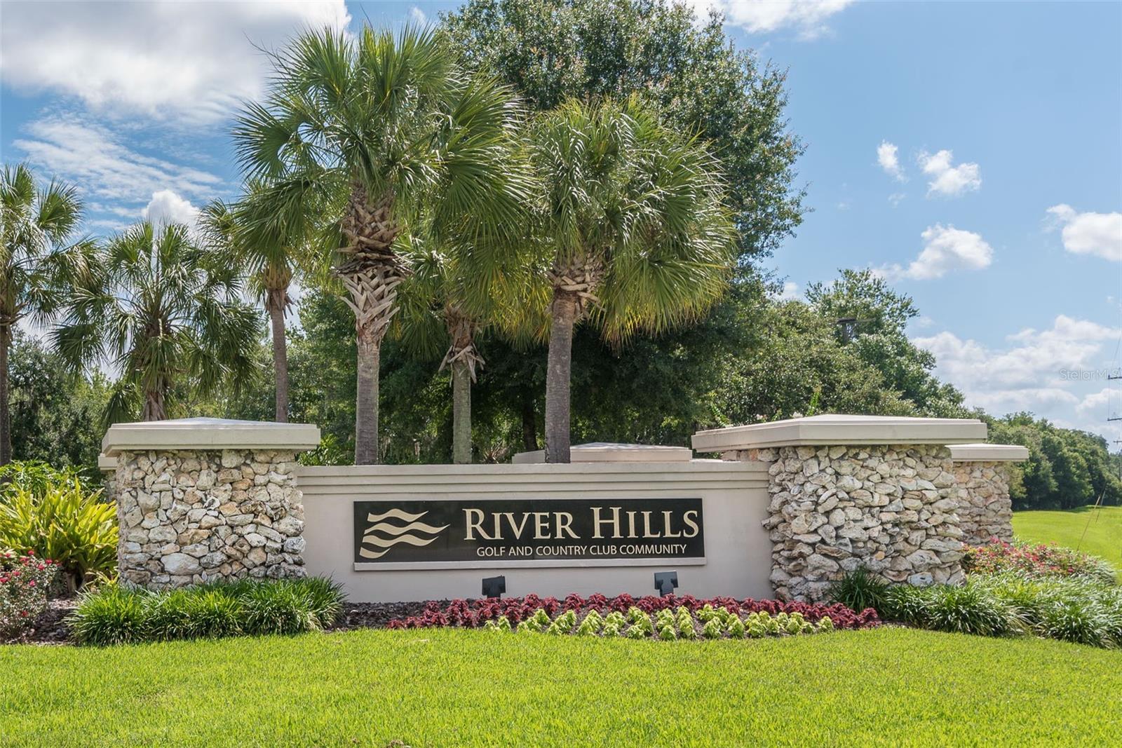 RIVER HILLS COUNTRY CLUB PH - Residential