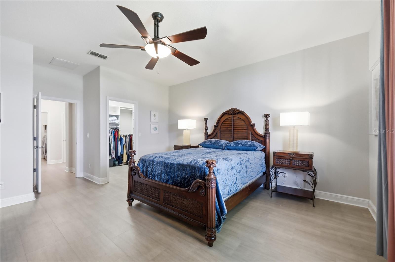 LAKEVIEW POINTE - Residential