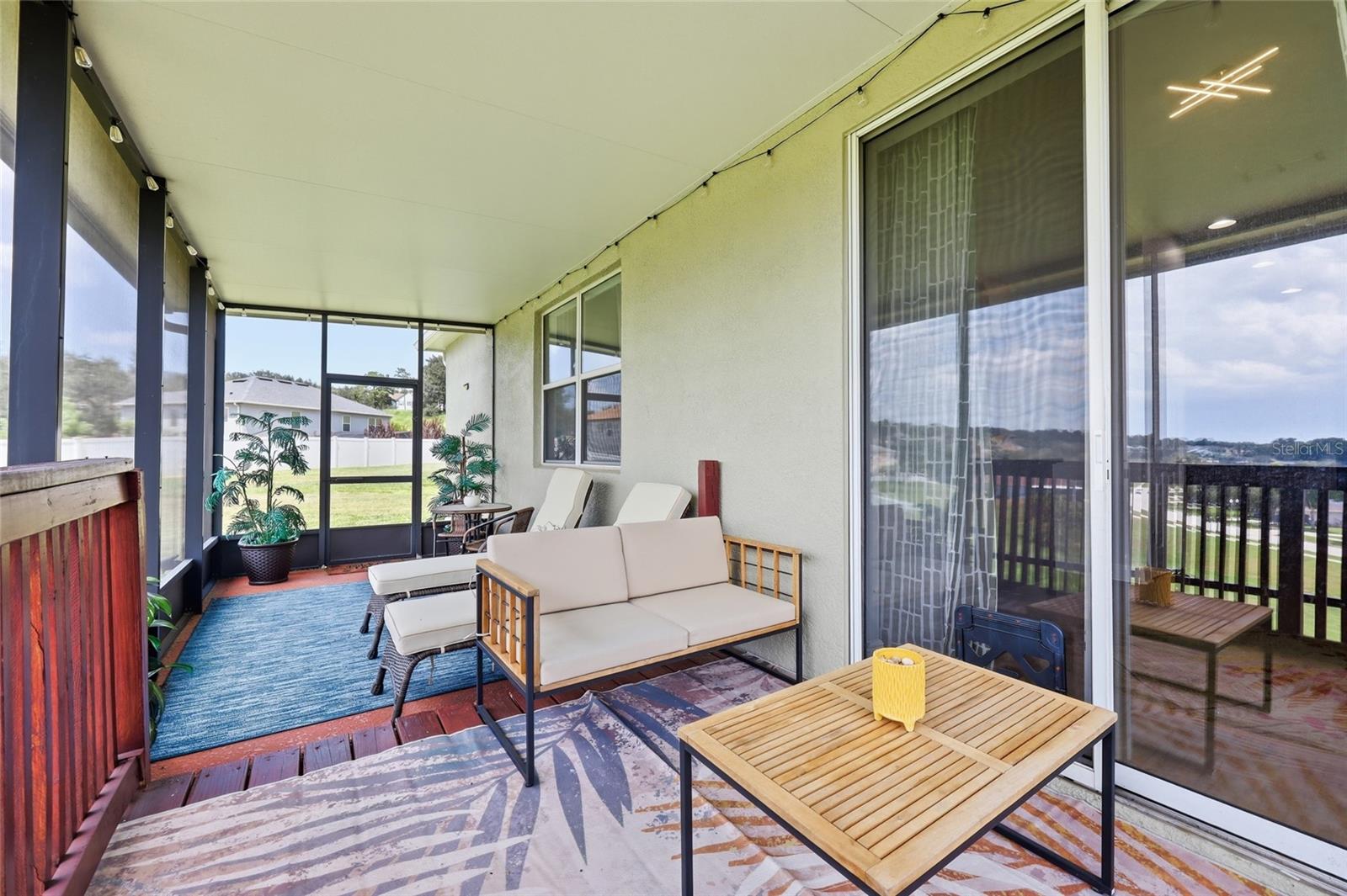 LAKEVIEW POINTE - Residential