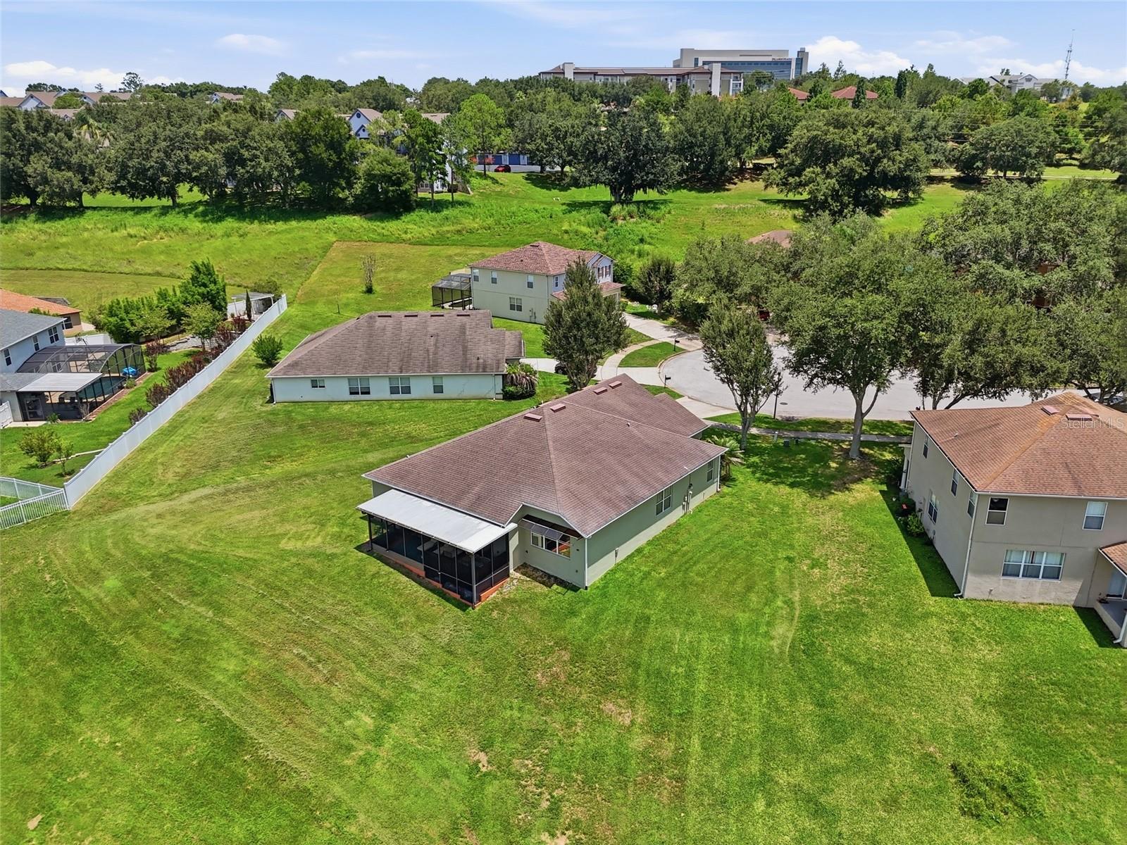 LAKEVIEW POINTE - Residential