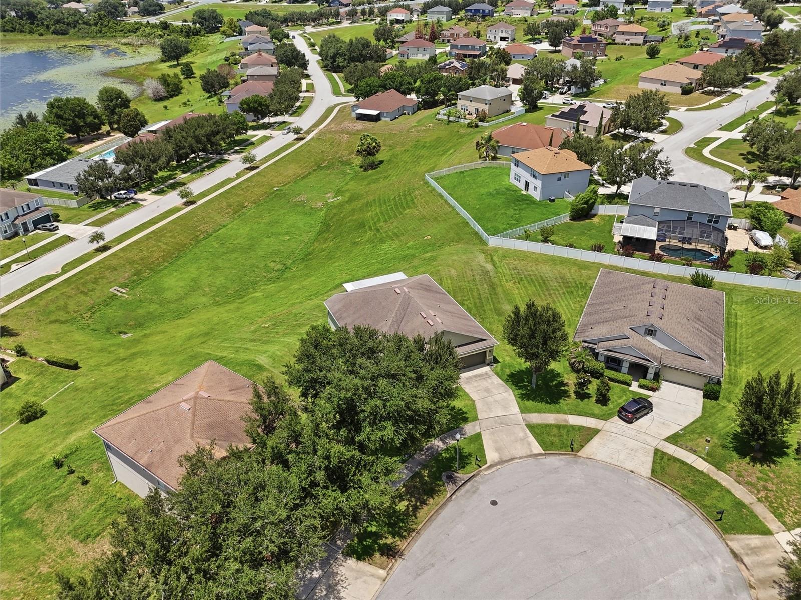 LAKEVIEW POINTE - Residential