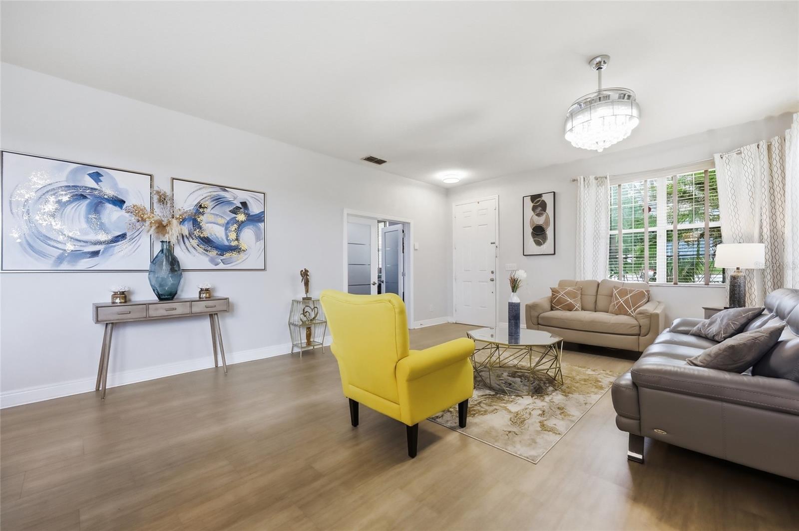 LAKEVIEW POINTE - Residential