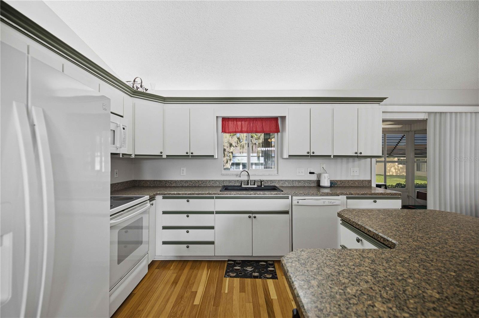 SPRUCE CREEK SOUTH - Residential