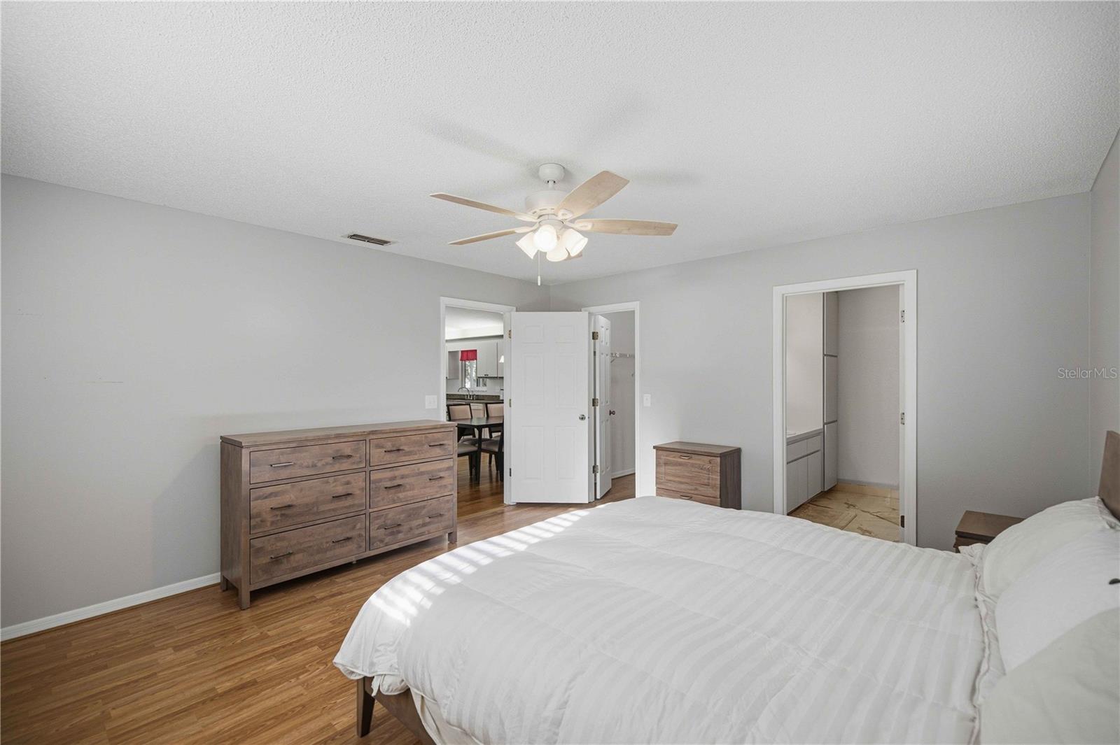 SPRUCE CREEK SOUTH - Residential
