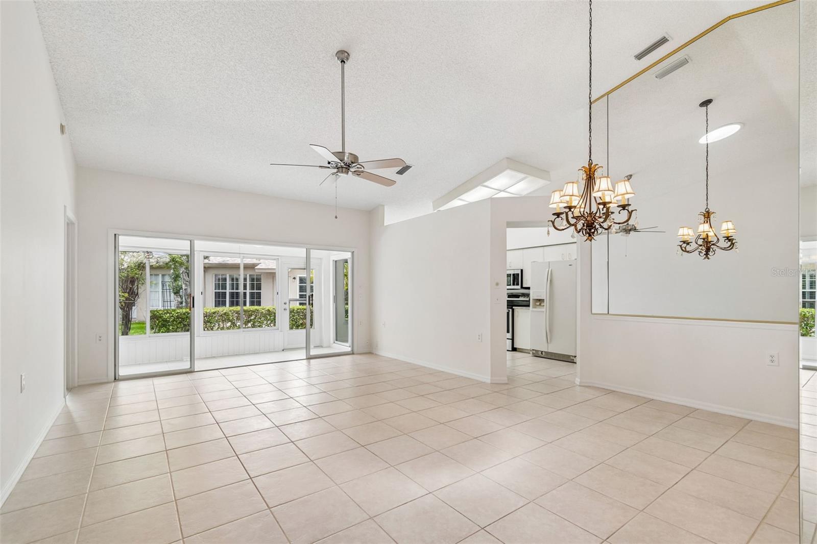 HIGHLAND LAKES - Residential